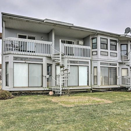 Condo With Balcony, Dock And Access To Lake Erie Sand Beach Zewnętrze zdjęcie