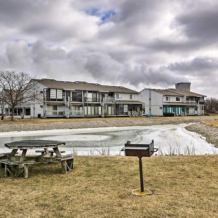 Condo With Balcony, Dock And Access To Lake Erie Sand Beach Zewnętrze zdjęcie