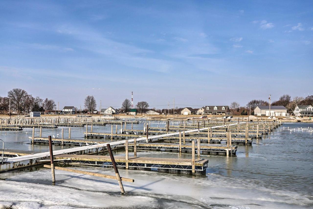 Condo With Balcony, Dock And Access To Lake Erie Sand Beach Zewnętrze zdjęcie